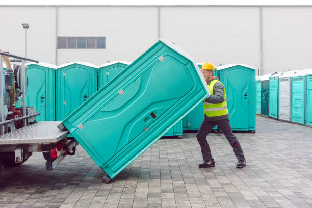 Best Porta potty delivery and setup  in Highpoint, OH