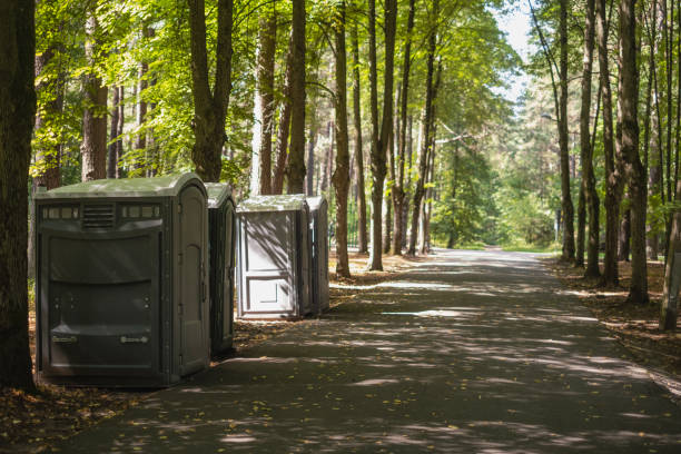 Best Portable restroom trailer rental  in Highpoint, OH